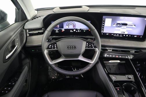 Arrow Gray Pearl Effect 2026 Audi Q3 TFSI quattro S tronic
