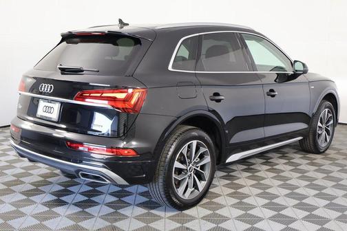 2023 Audi Q5 45 S line Premium Plus
