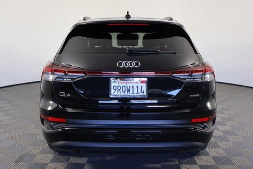 2024 Audi Q4 e-tron Premium Plus 55 quattro