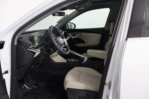 2025 Audi Q5 Premium