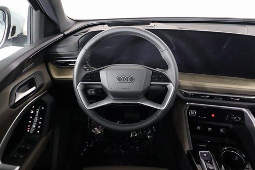 2025 Audi Q5 Premium Plus TFSI quattro S tronic