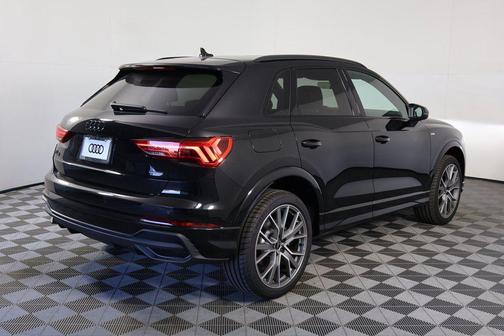 2025 Audi Q3 45 S line Premium Plus