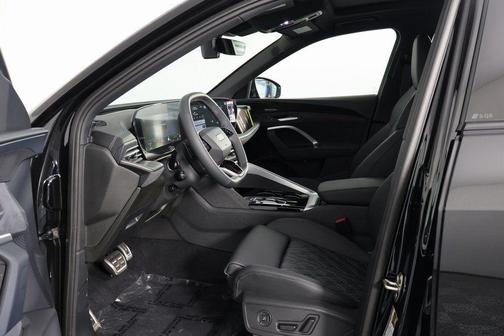Mythos Black Metallic 2026 Audi SQ5 3.0T Prestige