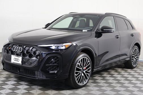 Mythos Black Metallic 2026 Audi SQ5 3.0T Prestige