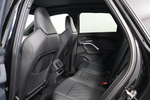 Mythos Black Metallic 2026 Audi SQ5 3.0T Prestige