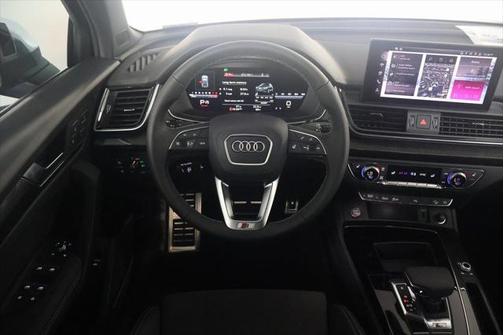 2025 Audi SQ5 Premium Plus TFSI quattro Tiptronic
