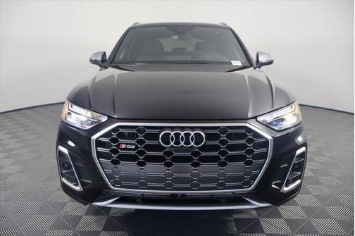 2025 Audi SQ5 Premium Plus TFSI quattro Tiptronic
