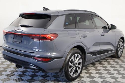 Magnet Gray 2025 Audi Q6 e-tron Prestige quattro