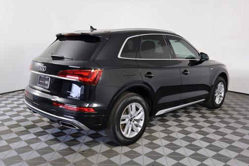 2023 Audi Q5 45 S line Premium