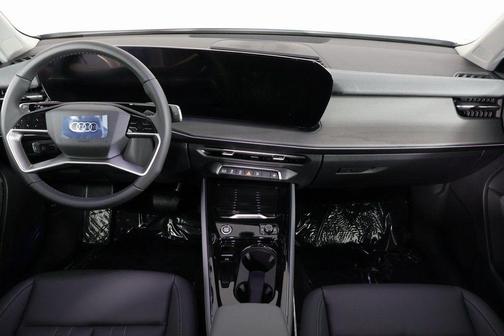 Arkona White 2026 Audi Q3 TFSI quattro S tronic