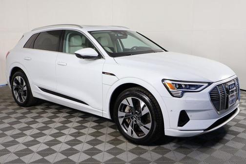 2023 Audi e-tron Premium Plus quattro