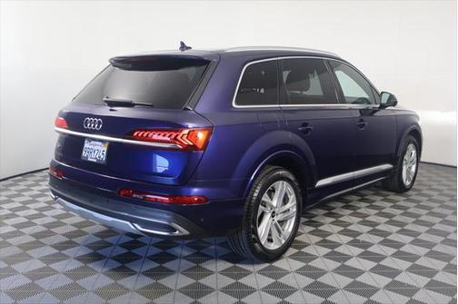 2022 Audi Q7 Premium 45 TFSI quattro Tiptronic