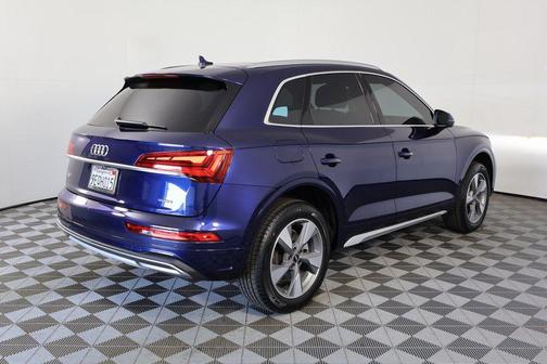 2023 Audi Q5 40 Premium Plus