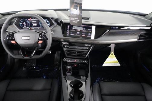 daytona gray pearl effect 2026 Audi RS e-tron GT quattro