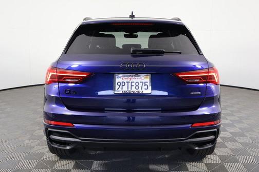 2024 Audi Q3 Premium 45 TFSI S line quattro Tiptronic