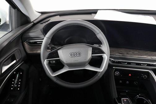 Arkona White 2026 Audi Q5 Sportback Premium TFSI quattro S tronic