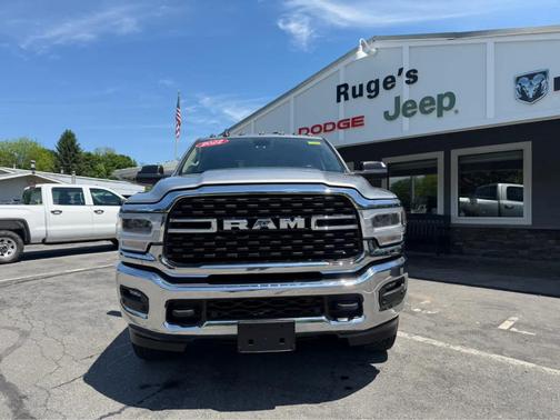 Billet Silver Metallic Clearcoat 2022 RAM 2500 Big Horn