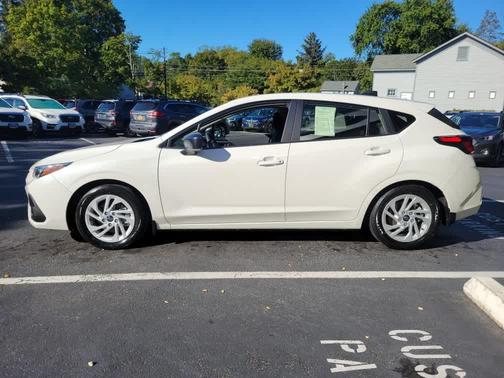 2024 Subaru Impreza Base