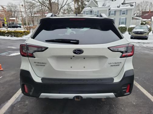 2021 Subaru Outback Touring