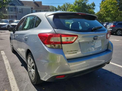 2019 Subaru Impreza 2.0i