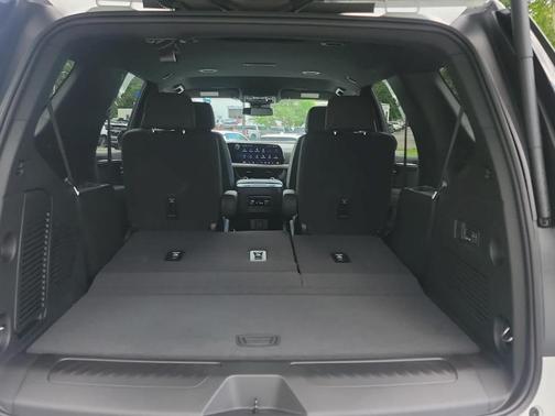 Summit White 2026 Chevrolet Tahoe LT
