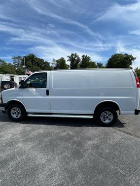 2023 GMC Savana 2500 Work Van
