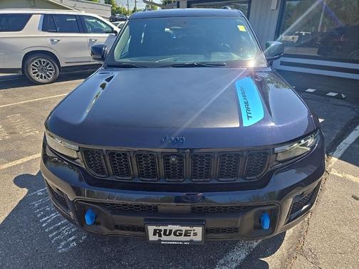 2024 Jeep Grand Cherokee 4xe Trailhawk