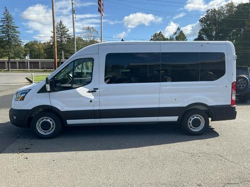2025 Ford Transit-350 XL