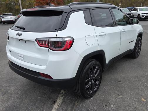 2026 Jeep Compass Limited Altitude
