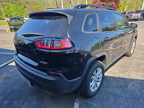 2022 Jeep Cherokee Latitude Lux
