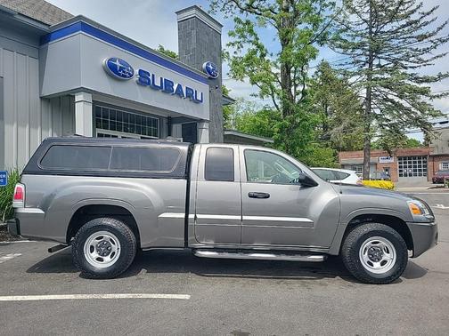 2009 Mitsubishi Raider LS Extended Cab