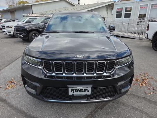 2025 Jeep Grand Cherokee Laredo X