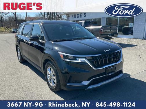 2022 Kia Carnival LXS