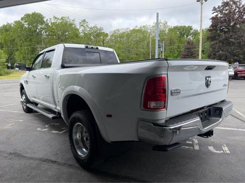 Bright White Clearcoat 2017 RAM 3500 Longhorn