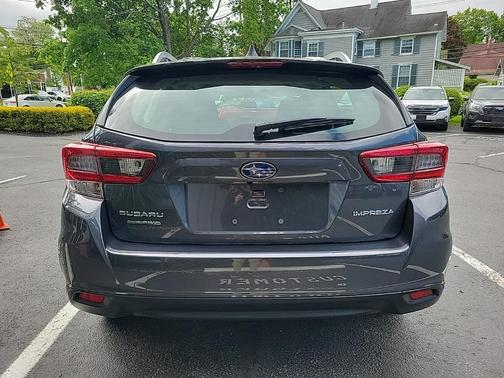 2023 Subaru Impreza 2.0i Premium