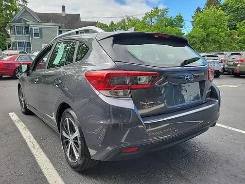 2023 Subaru Impreza 2.0i Premium