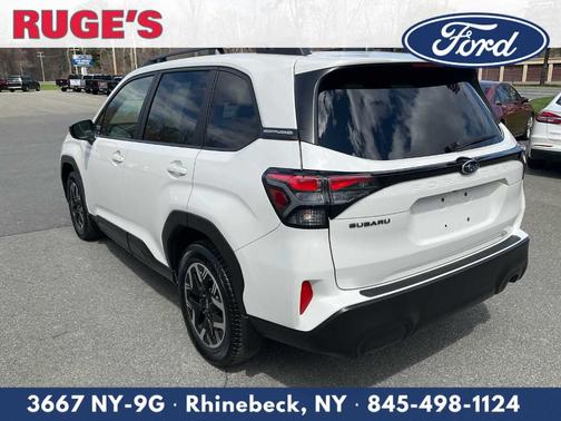 Crystal White Pearl 2025 Subaru Forester Premium