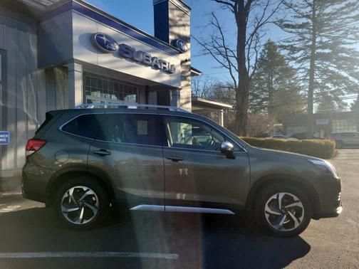 Autumn Green Metallic 2023 Subaru Forester Touring