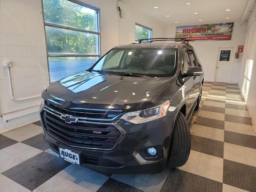 Graphite Metallic 2019 Chevrolet Traverse RS