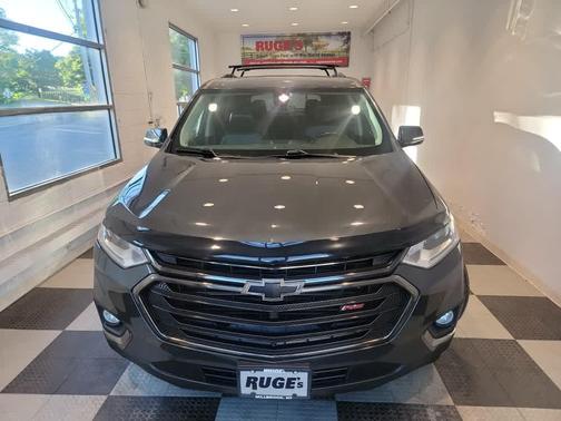Graphite Metallic 2019 Chevrolet Traverse RS