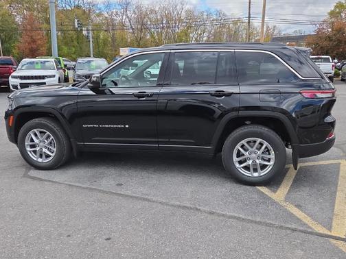 2025 Jeep Grand Cherokee Laredo X