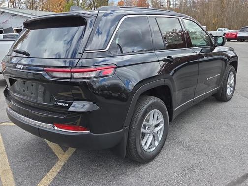 2025 Jeep Grand Cherokee Laredo X