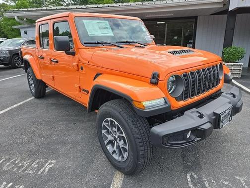 2025 Jeep Gladiator Sport