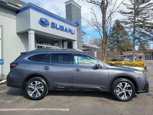 2022 Subaru Outback Touring