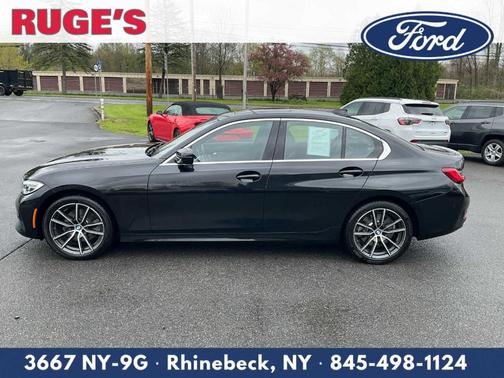 Black Sapphire Metallic 2019 BMW 330 i xDrive