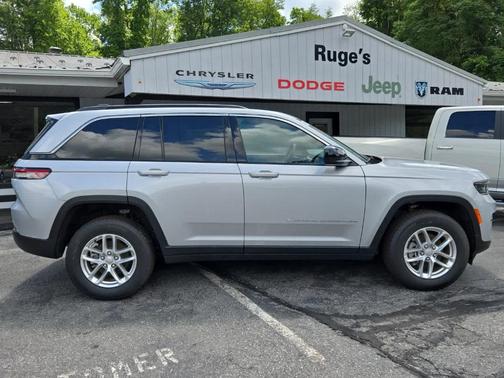 2025 Jeep Grand Cherokee Laredo X