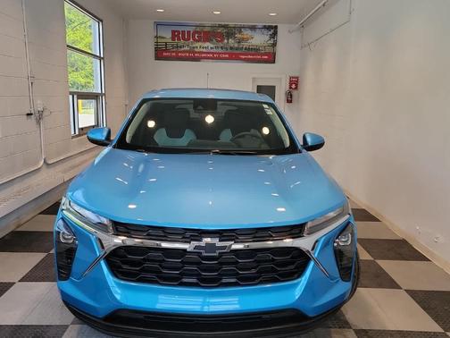Marina Blue 2025 Chevrolet Trax LS