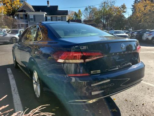 2020 Volkswagen Passat 2.0T SE