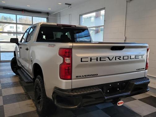 2022 Chevrolet Silverado 1500 Custom Trail Boss