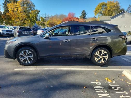 2021 Subaru Outback Touring